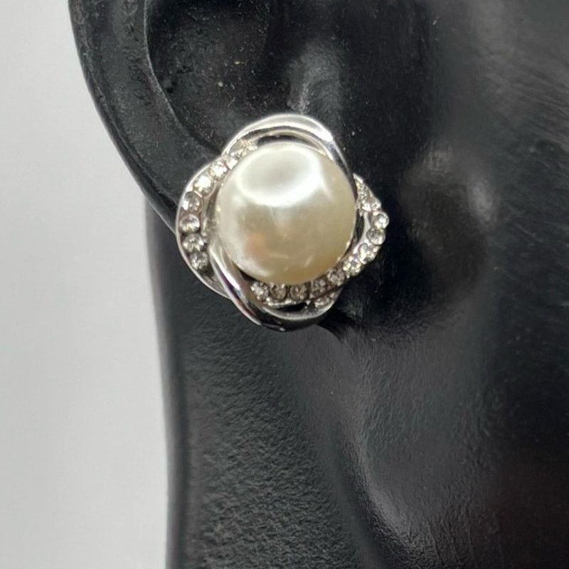 Other Silver Pearl Earrings Size ONE SIZE - 1 Thumbnail