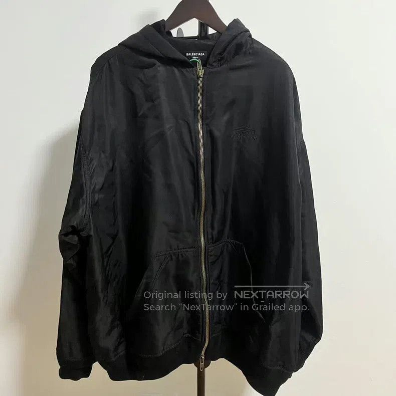 Balenciaga Balenciaga 3b embroidery twill zip bomber oversized Size US S / EU 44-46 / 1 - 1 Thumbnail