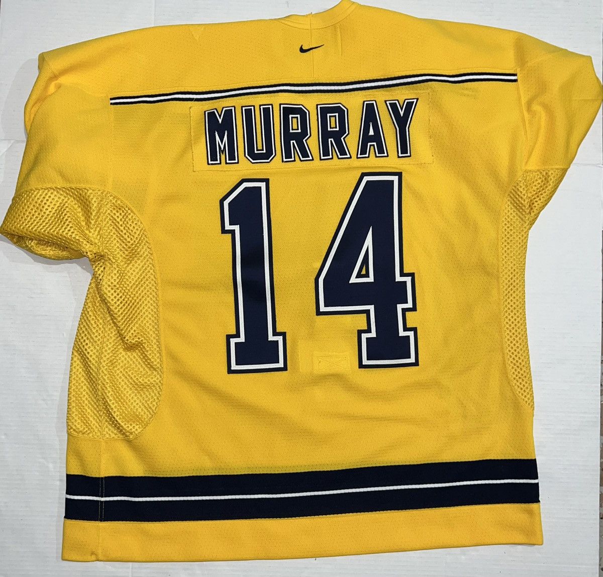 Nike Vintage Nike Michigan Wolverines Hockey Jersey Team Issued Size US XXL / EU 58 / 5 - 4 Thumbnail