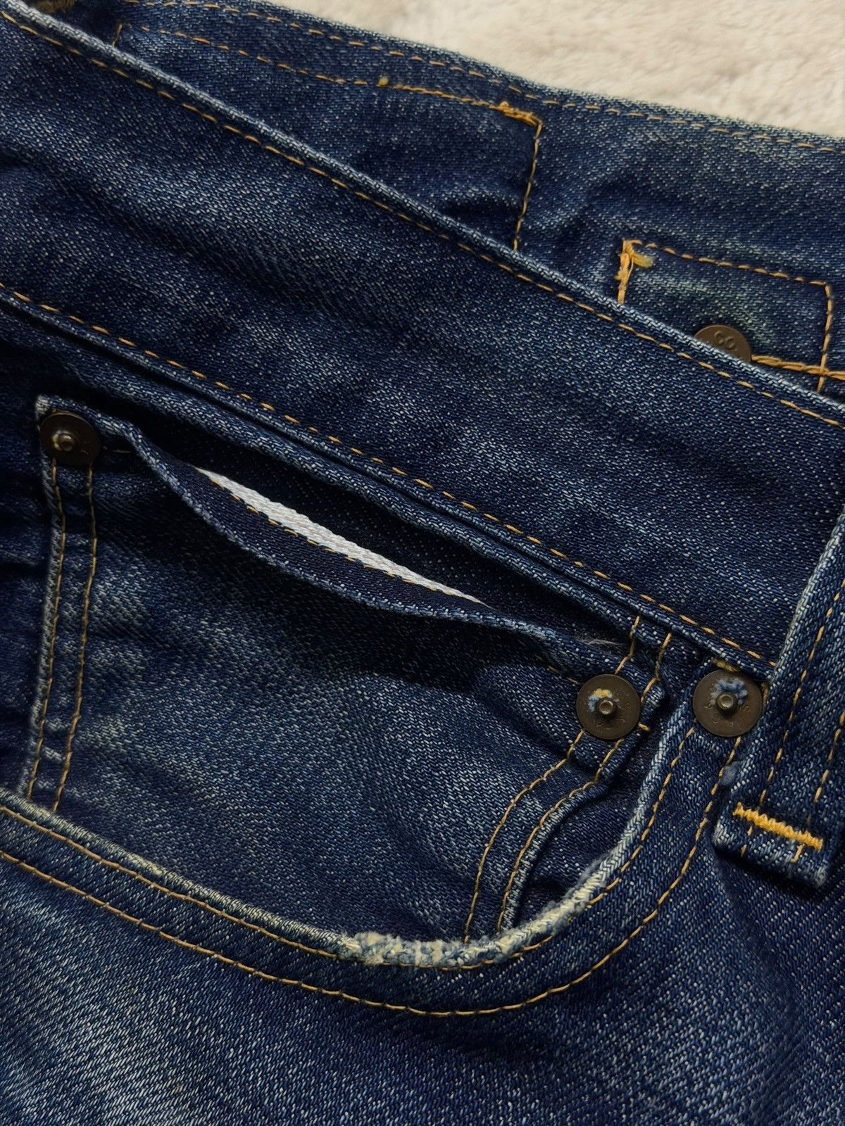 Levi's Vintage Clothing Vintage 00s Levi’s 501-XX Big E Buckle Back Selvedge Japan Size US 30 / EU 46 - 10 Thumbnail
