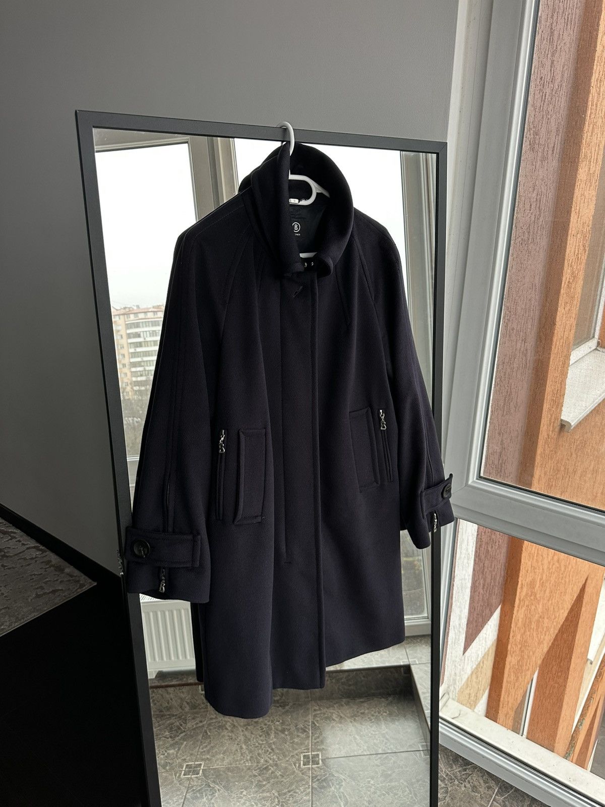 Bogner Bogner Wool Woman Navy Heavy Coat Jacket Sz M Size M / US 6-8 / IT 42-44 - 1 Thumbnail