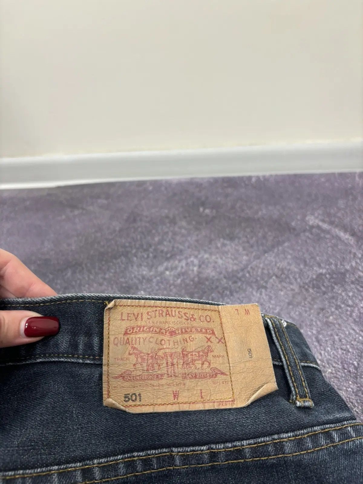 Levi's × Vintage Vintage Levi’s 501 Big Blue Tab USA Denim Baggy Jeans Size US 38 / EU 54 - 7 Thumbnail