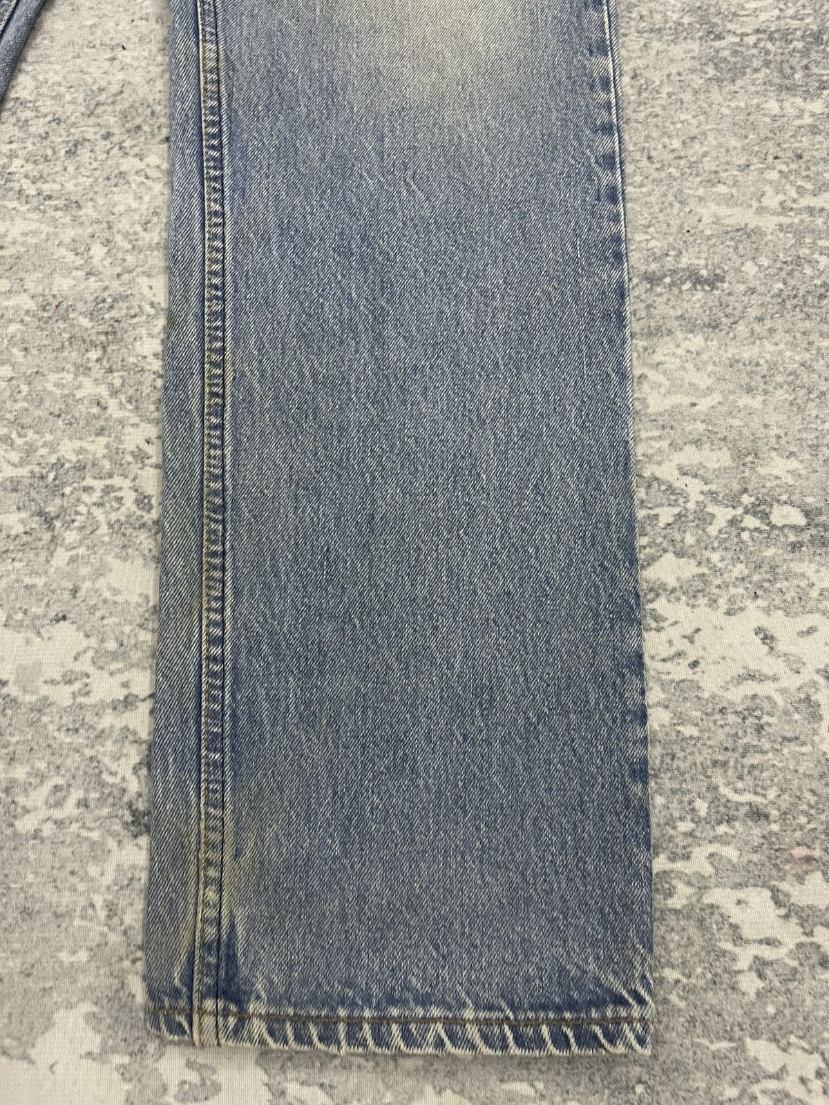 Levi's Vintage 90s Levi’s 501 Light Wash Made in USA – 34x30 Size US 34 / EU 50 - 3 Thumbnail