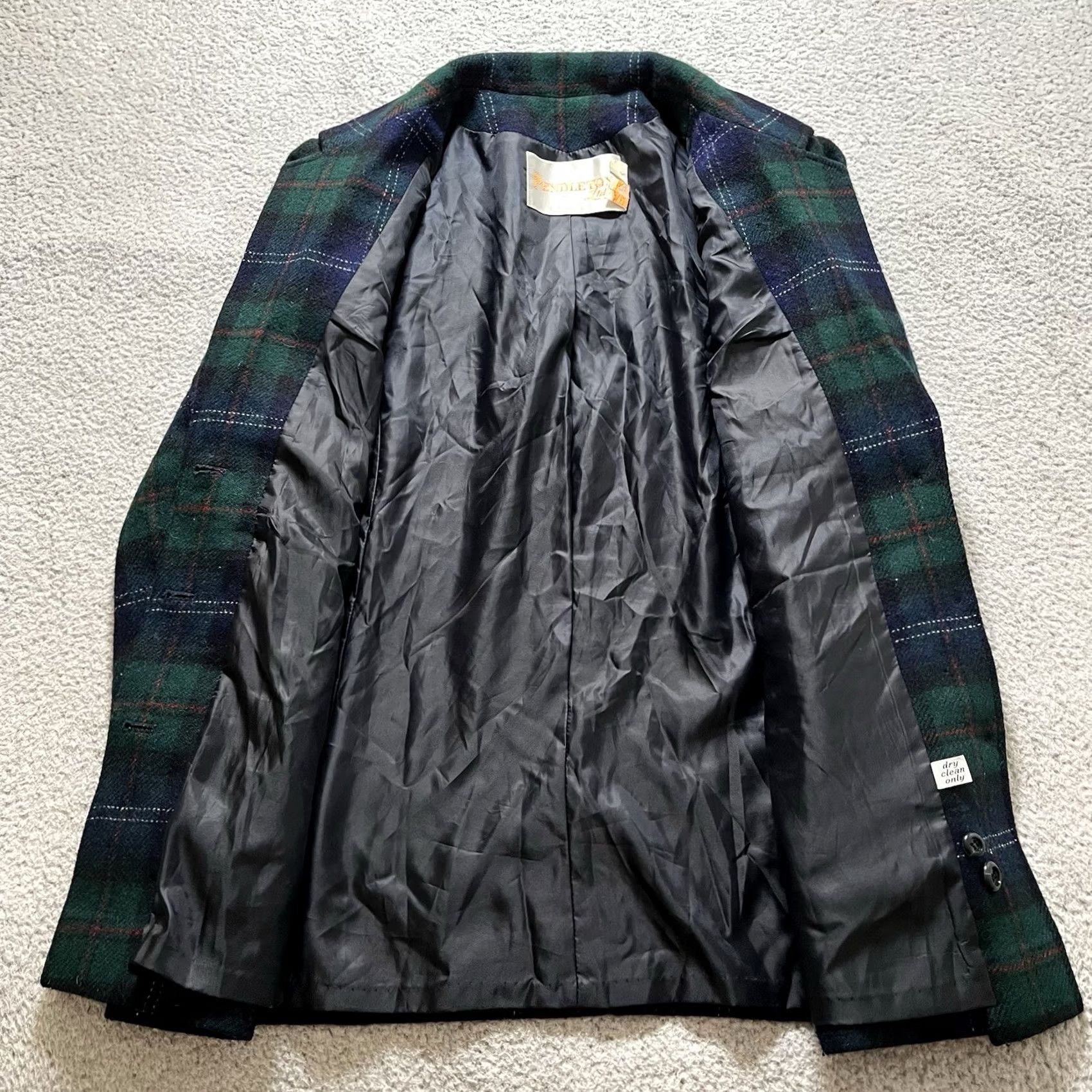 Pendleton Pendleton Blazer Women 14 Green Plaid Wool 70s Vintage Preppy Jacket Three-Button Three-Button Front Size XL / US 12-14 / IT 48-50 - 6 Thumbnail