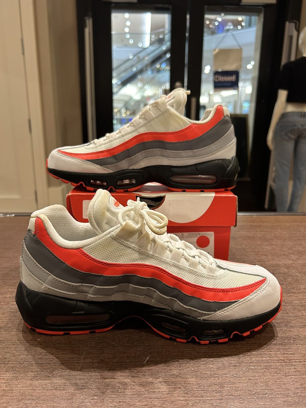 Nike Air Max 95 ‘Bright Crimson’ Size US 9 / EU 42 - 2 Thumbnail