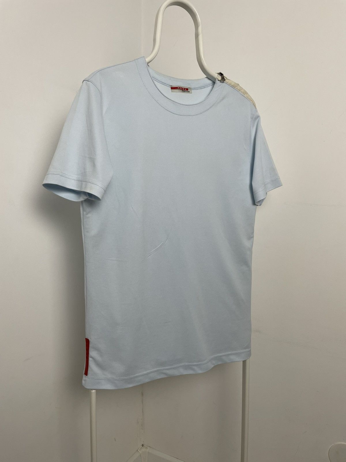 Prada Prada t-shirt zip shoulder red tab Size US M / EU 48-50 / 2 - 2 Thumbnail
