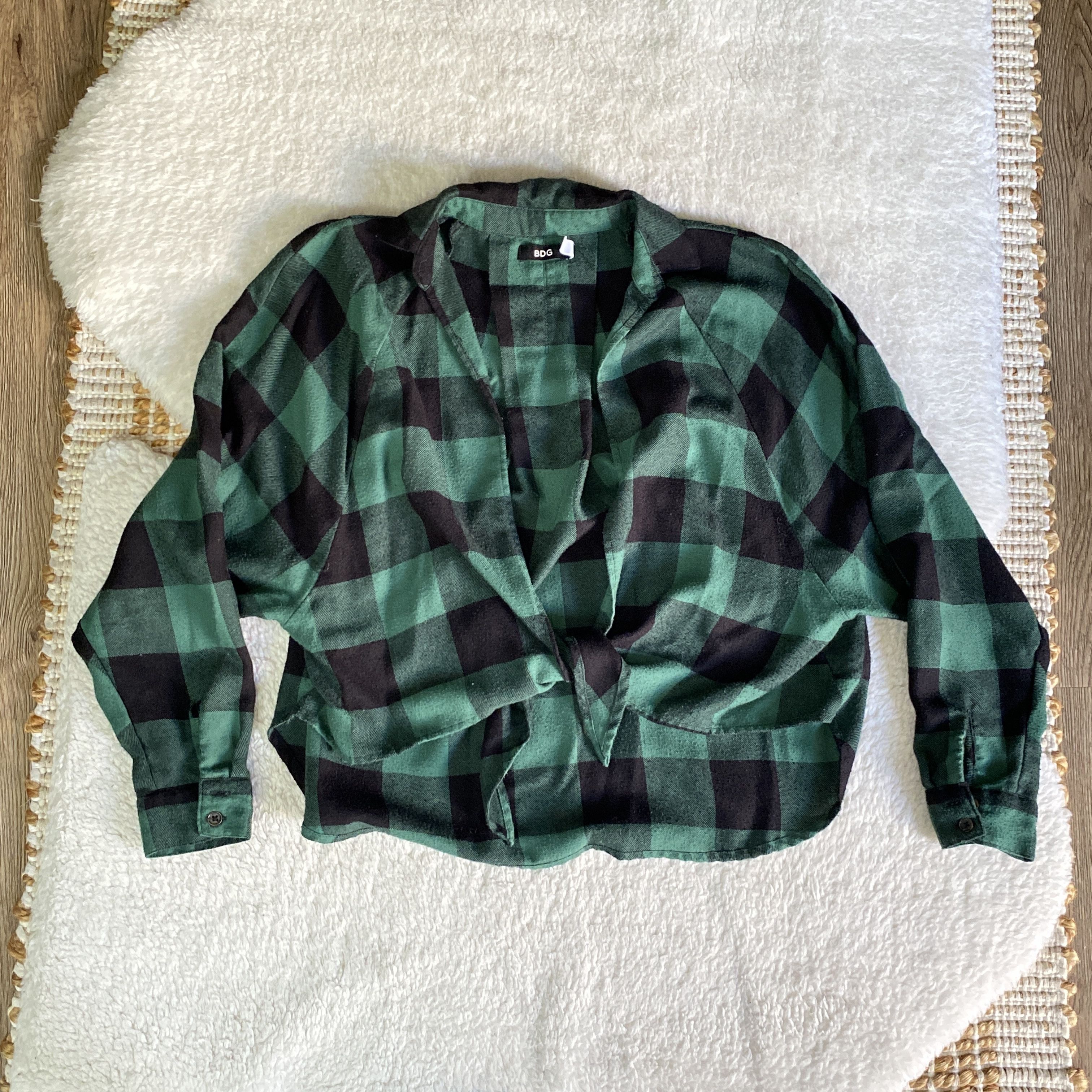 Urban Outfitters BDG Urban Outfitters Green Black Plaid Tie Front Flannel Top Size XS / US 0-2 / IT 36-38 - 3 Thumbnail