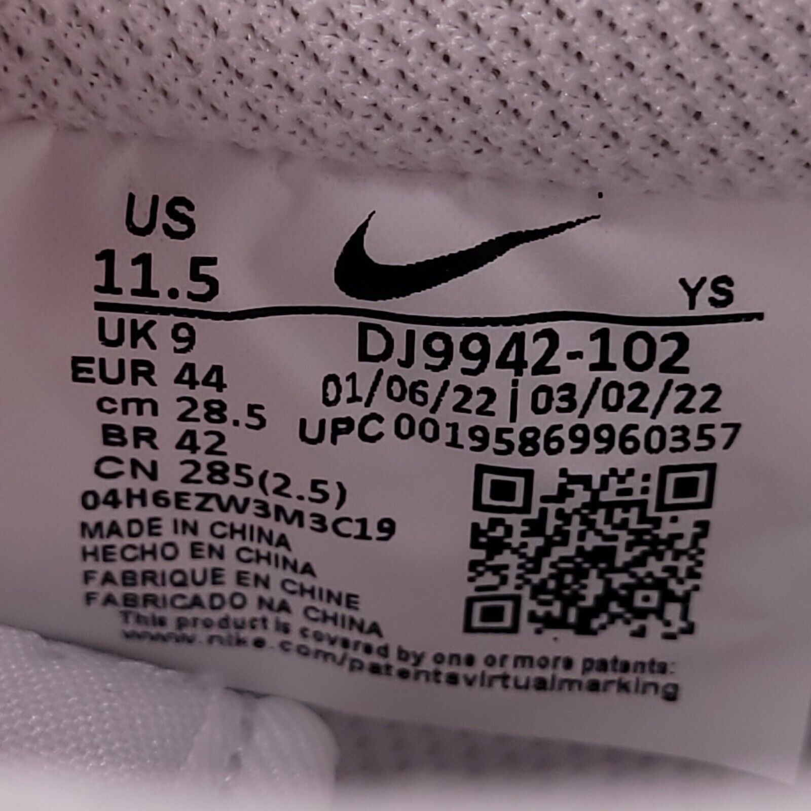 Nike Nike Air Force 1 '07 ESS Shoe Womens Size 11.5 DJ9942-102 Size US 11.5 / IT 41.5 - 8 Thumbnail