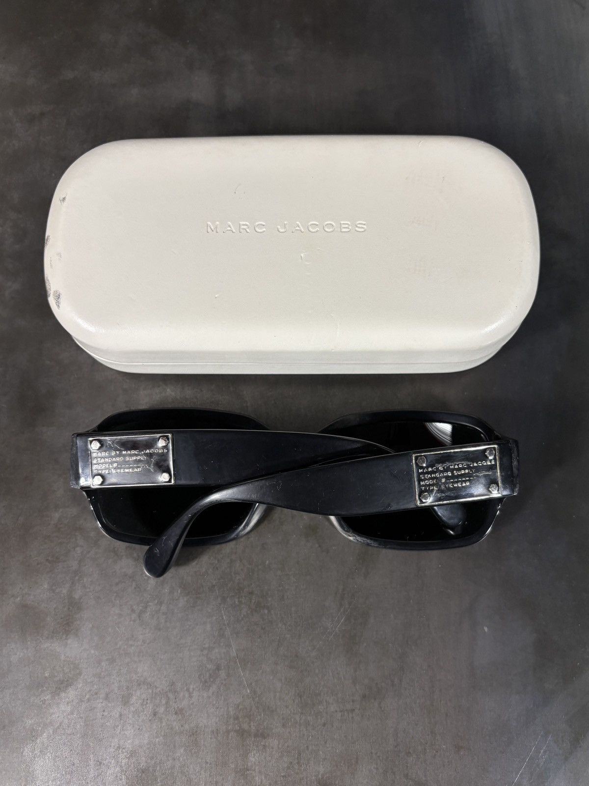 Marc Jacobs 2010s Marc Jacobs Sunglasses Oversized MMJ 075/S Case Size ONE SIZE - 23 Thumbnail