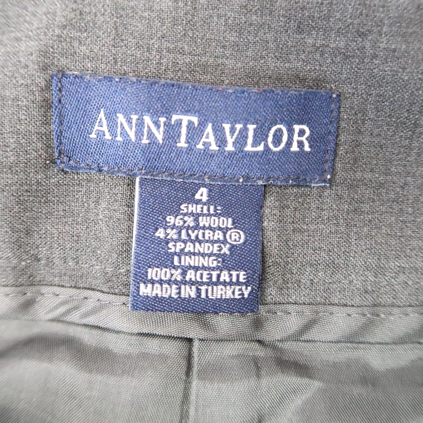 Ann Taylor VINTAGE Ann Taylor Charcoal Grey Wool Gabardine Wide Leg Pants 4 Women Wide-Leg Dress Pants 31 in Inseam 90s Fall/Winter/Spring Womens Size 27" / US 4 / IT 40 - 4 Thumbnail