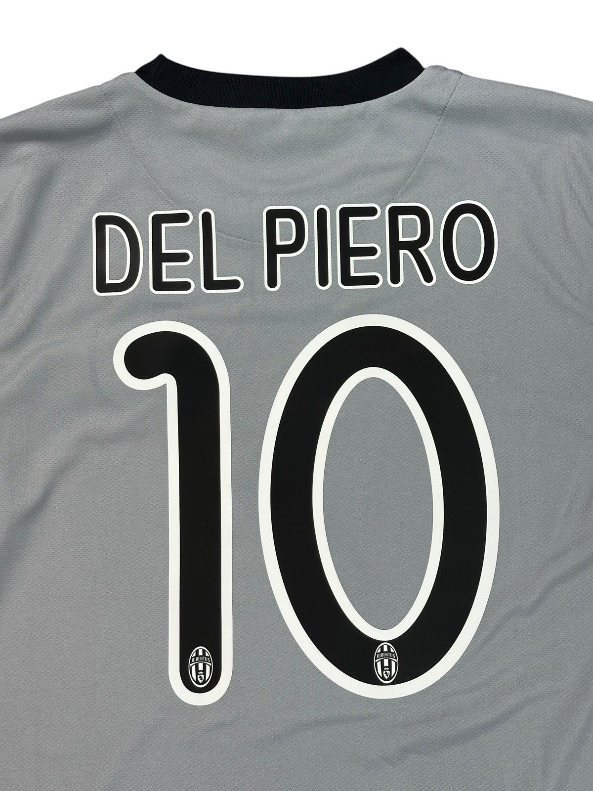 Maillot Foot Authentique Retro Et Vintage - Juventus Domicile 10 Del Piero 2008 2009 S