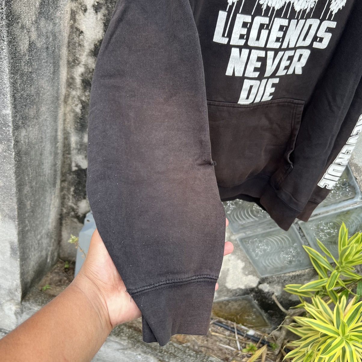 Other “LEGENDS NEVER DIE GRAPHIC HOODIE – KOBE TUPAC NIPSEY” Size US XL / EU 56 / 4 - 10 Thumbnail