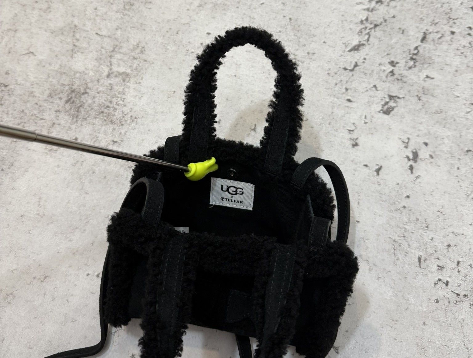 Telfar × Ugg UGG X TELFAR SMALL SHOPPER SUEDE BLACK Size ONE SIZE - 3 Thumbnail