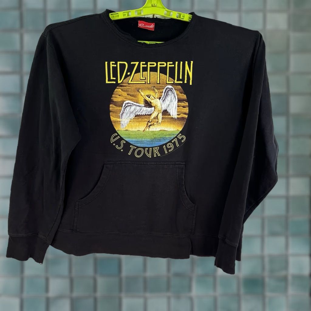 Bravado VINTAGE Led Zepplin 1975 US Tour Sweatshirt Bravado Mens Size L Black Graphic Print Logo Pullover Crew Neck All Seasons Rock 1975 USA Mens Size US L / EU 52-54 / 3 - 1 Thumbnail