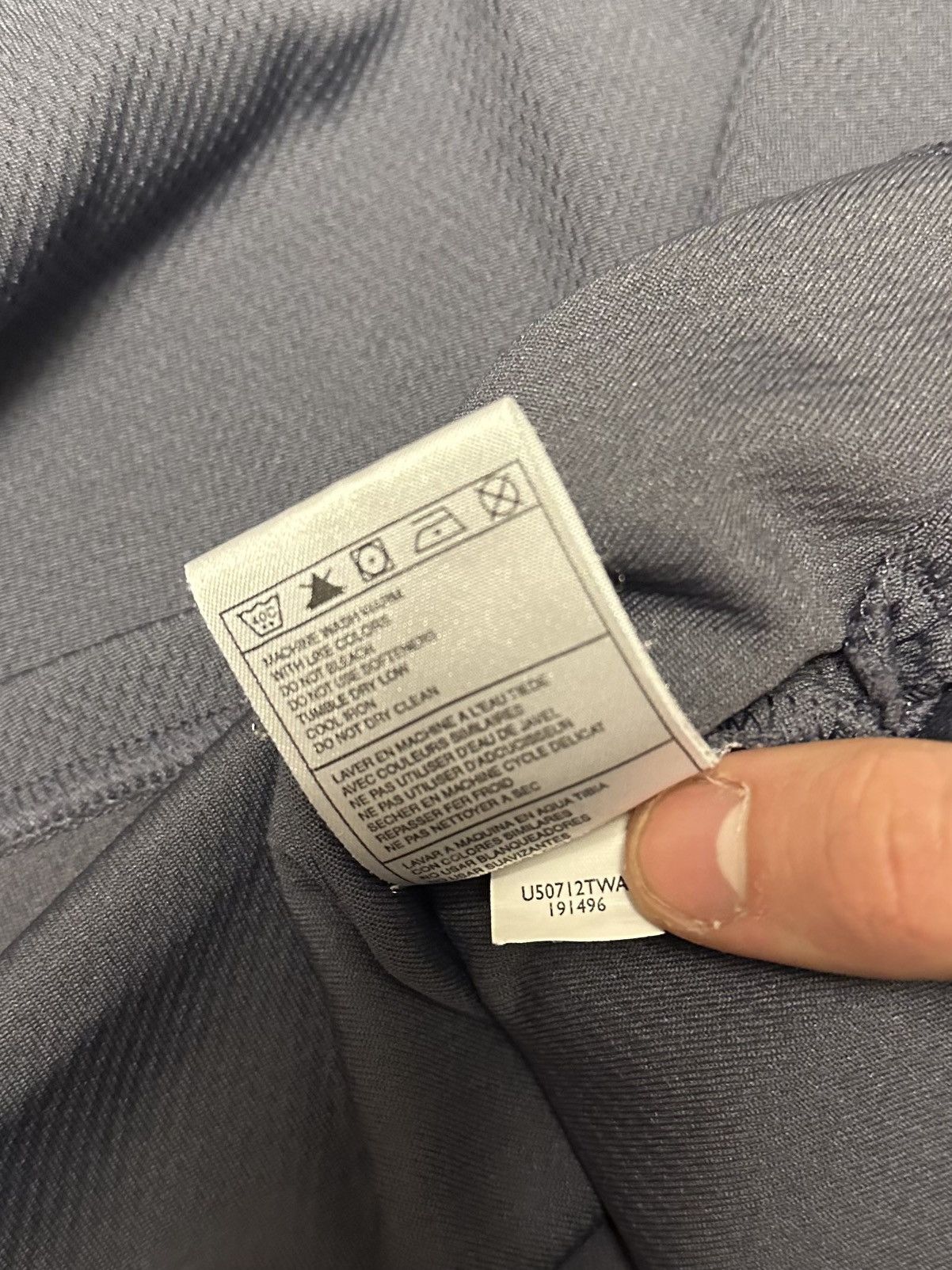 Nike ACG Vintage Nike ACG Shirt Buttons Sleeve Outdoor Pocker Size US XL / EU 56 / 4 - 5 Thumbnail