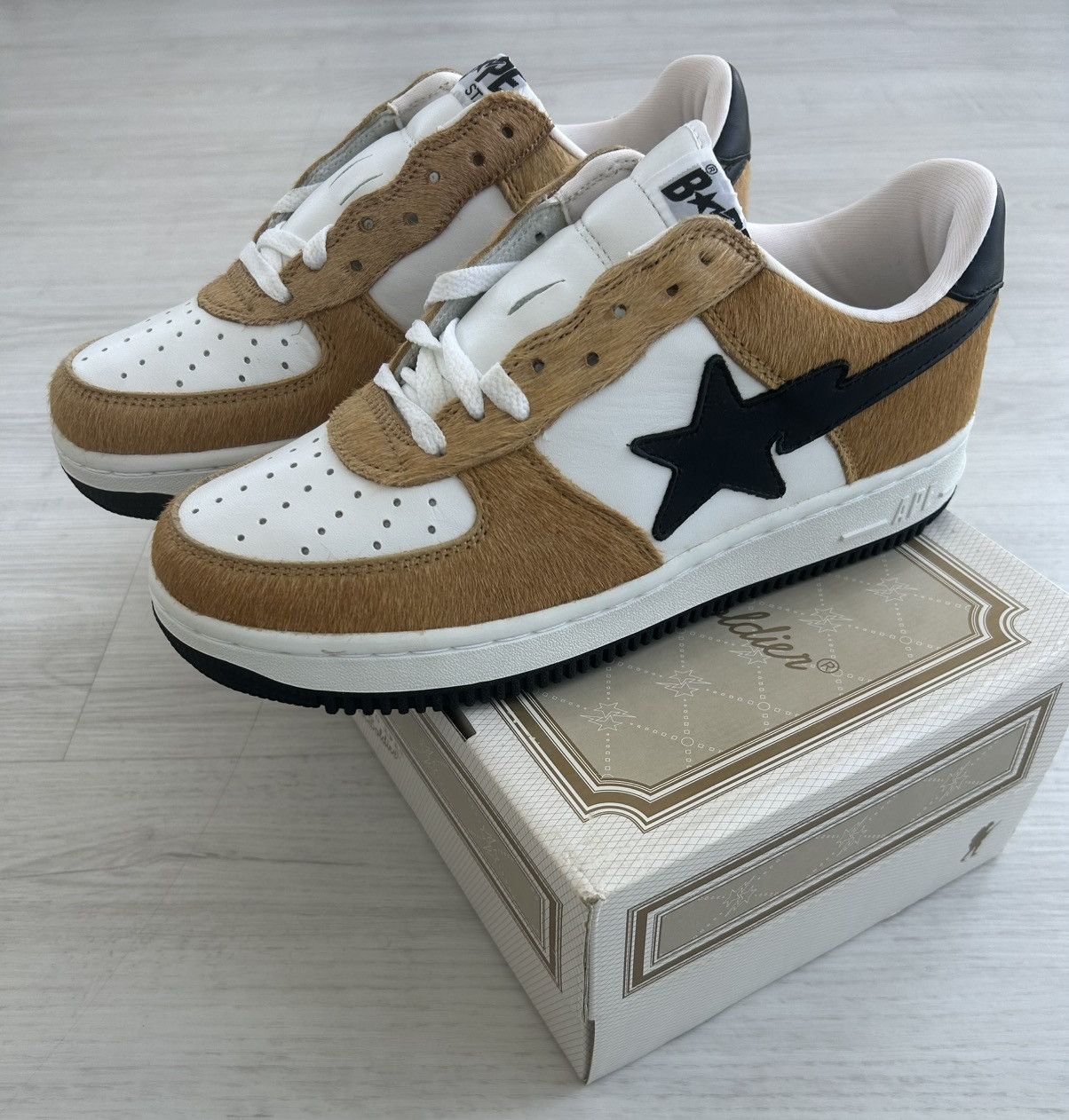 Bape VERY RARE OG 2003 A BATHING APE PONY HAIR BAPESTA Size US 9.5 / EU 42-43 - 3 Thumbnail