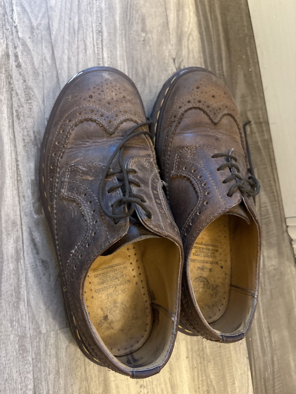 Dr. Martens Dr. Martens 3989 Wingtip Brogue Oxford - Made in England Size US 5 / EU 37 - 2 Thumbnail