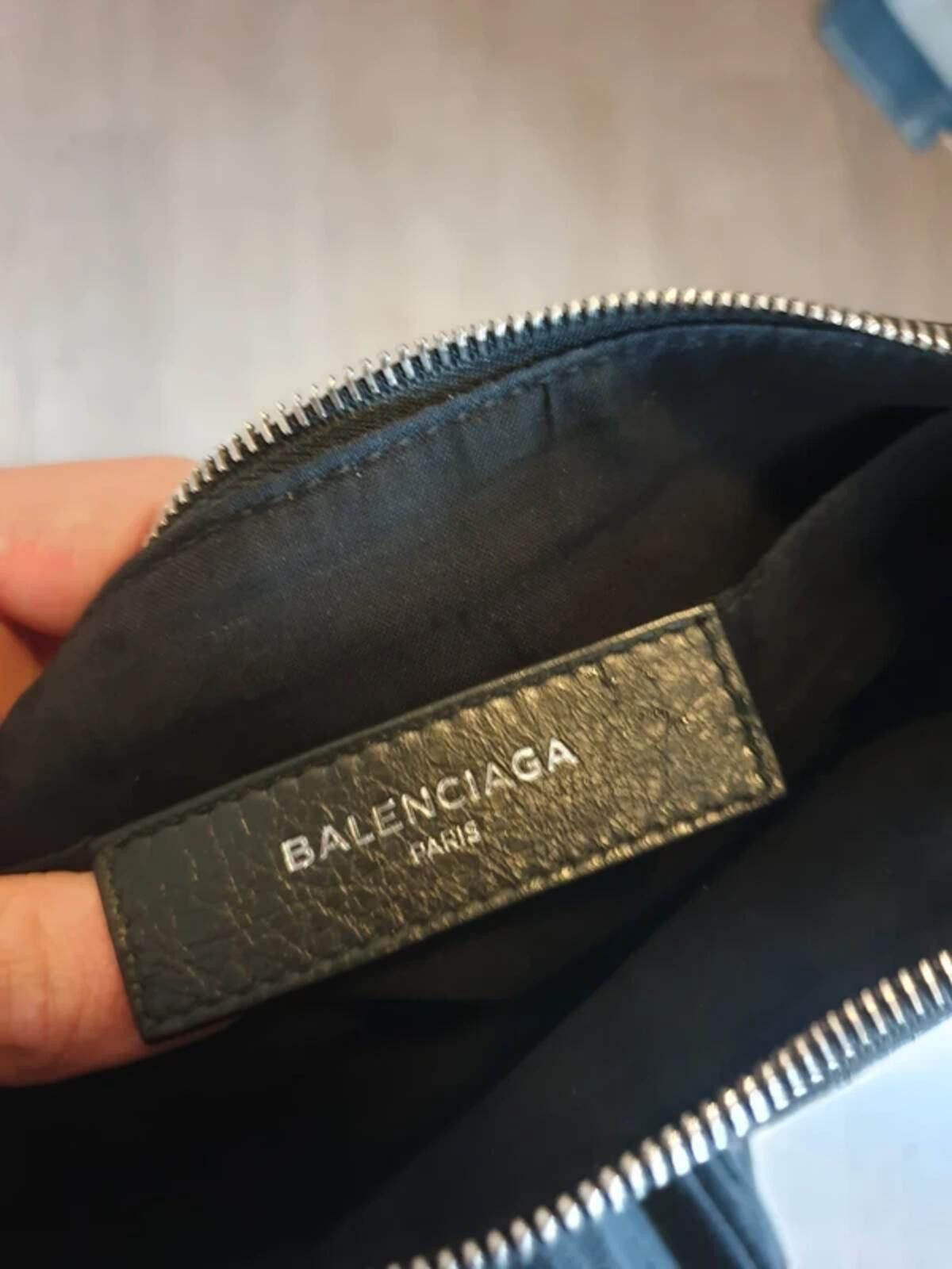 Balenciaga Balenciaga - SS18 Pouch Leather Black Size ONE SIZE - 5 Thumbnail