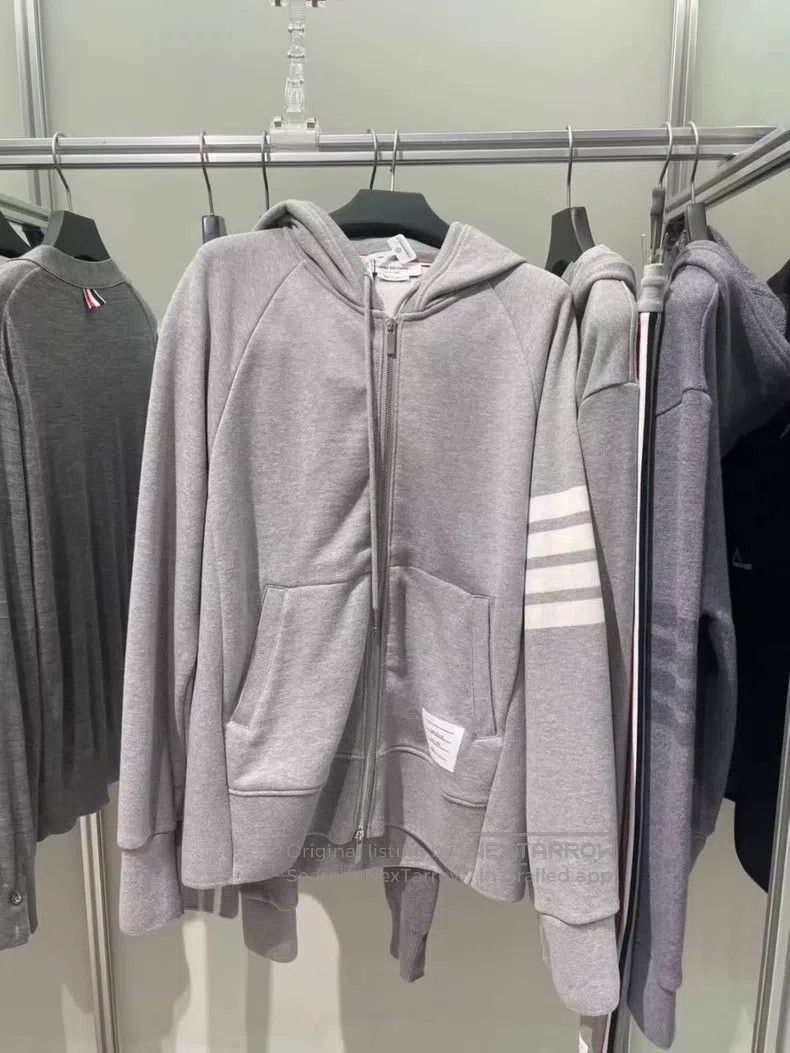 Thom Browne Thom Browne Classic Gray Stripe Zip Hoodie Size US S / EU 44-46 / 1 - 2 Thumbnail