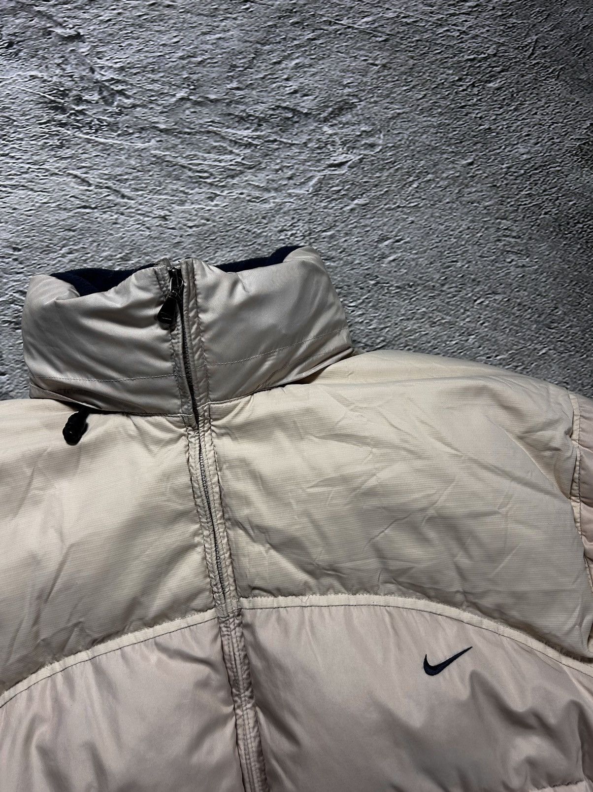 Nike × Vintage Nike puffer jacket vintage beige small logo 2000s Size US XXL / EU 58 / 5 - 2 Thumbnail