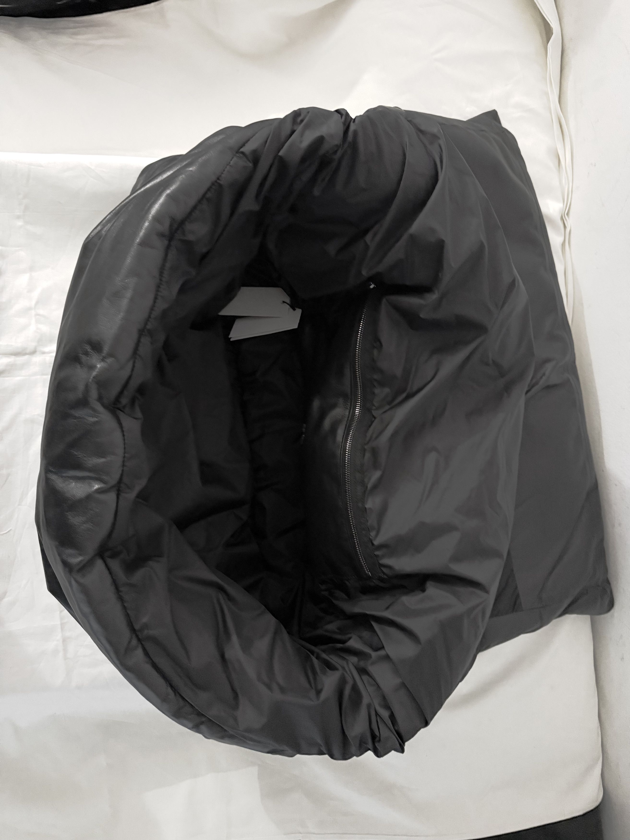 Rick Owens Very Big Pillow Griffin Quilted Leather Shoulder Bag Size ONE SIZE - 15 Thumbnail