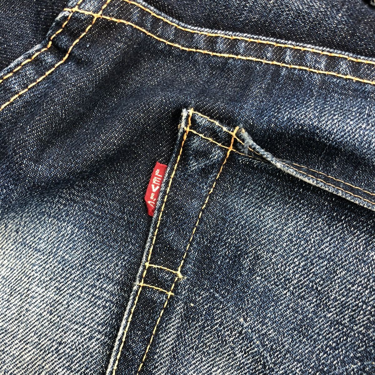 Levi's Vintage Clothing Vtg Levis 501XX LVC 37501 Buckle Back Selvedge Faded Jeans Size US 30 / EU 46 - 19 Thumbnail