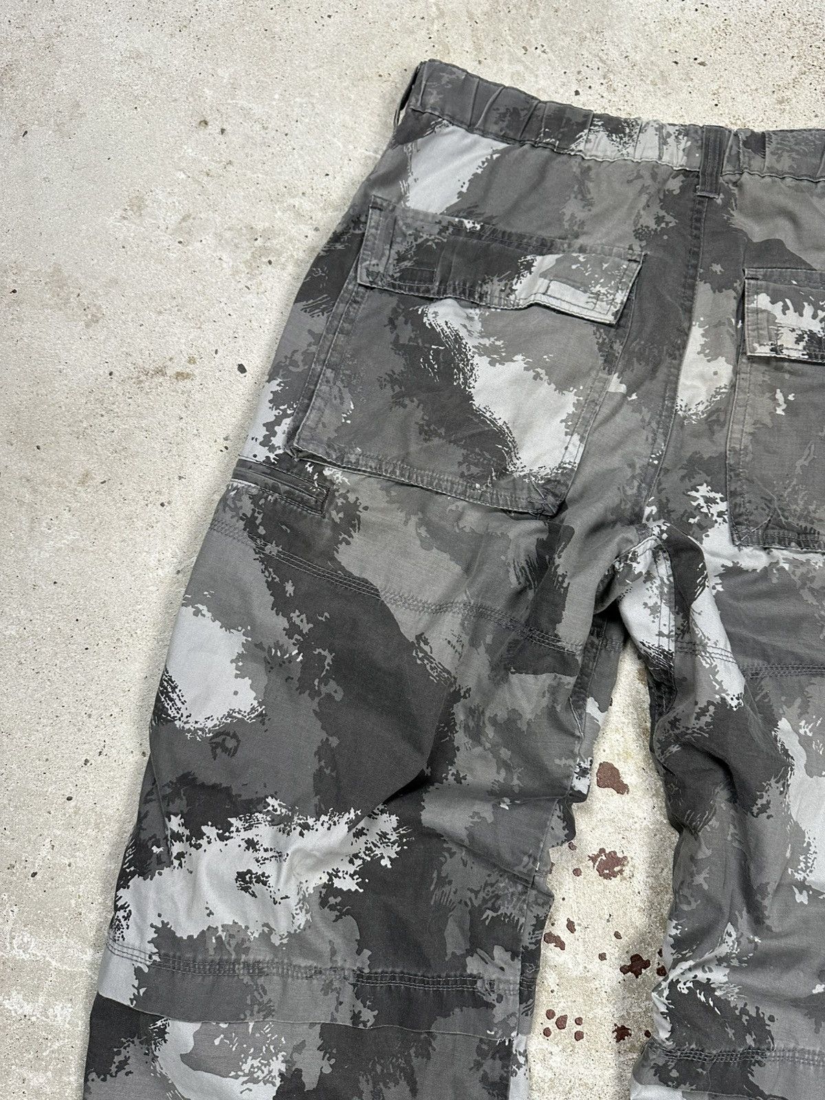 Japanese Brand Raton Laveur Japanese Gray Camo Baggy Cargo Pants Size US 32 / EU 48 - 16 Thumbnail