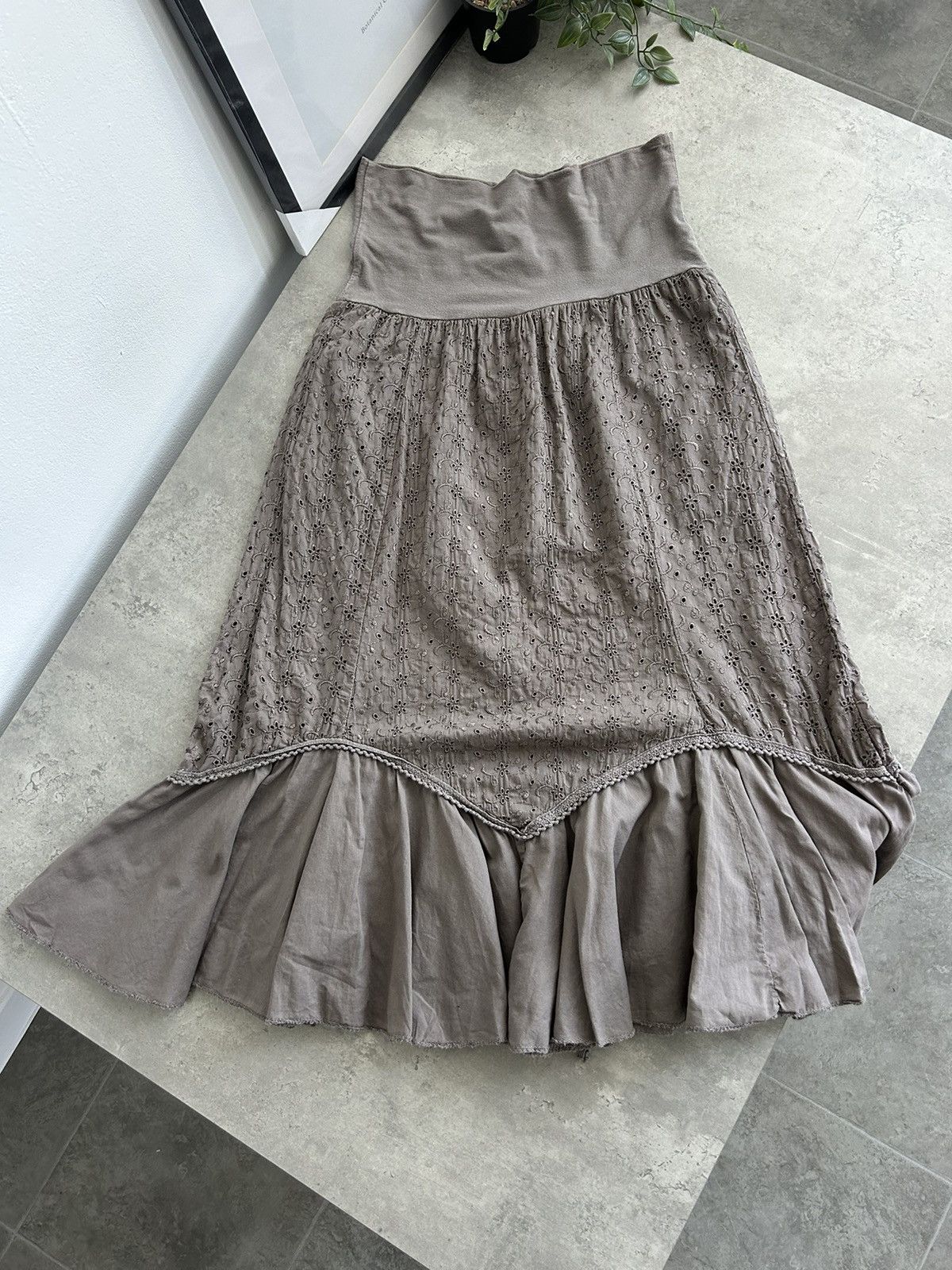 Vintage Vintage Italian Ruffle Midi Skirt Y2K Archival Size 36" / US 14 / IT 50 - 11 Thumbnail