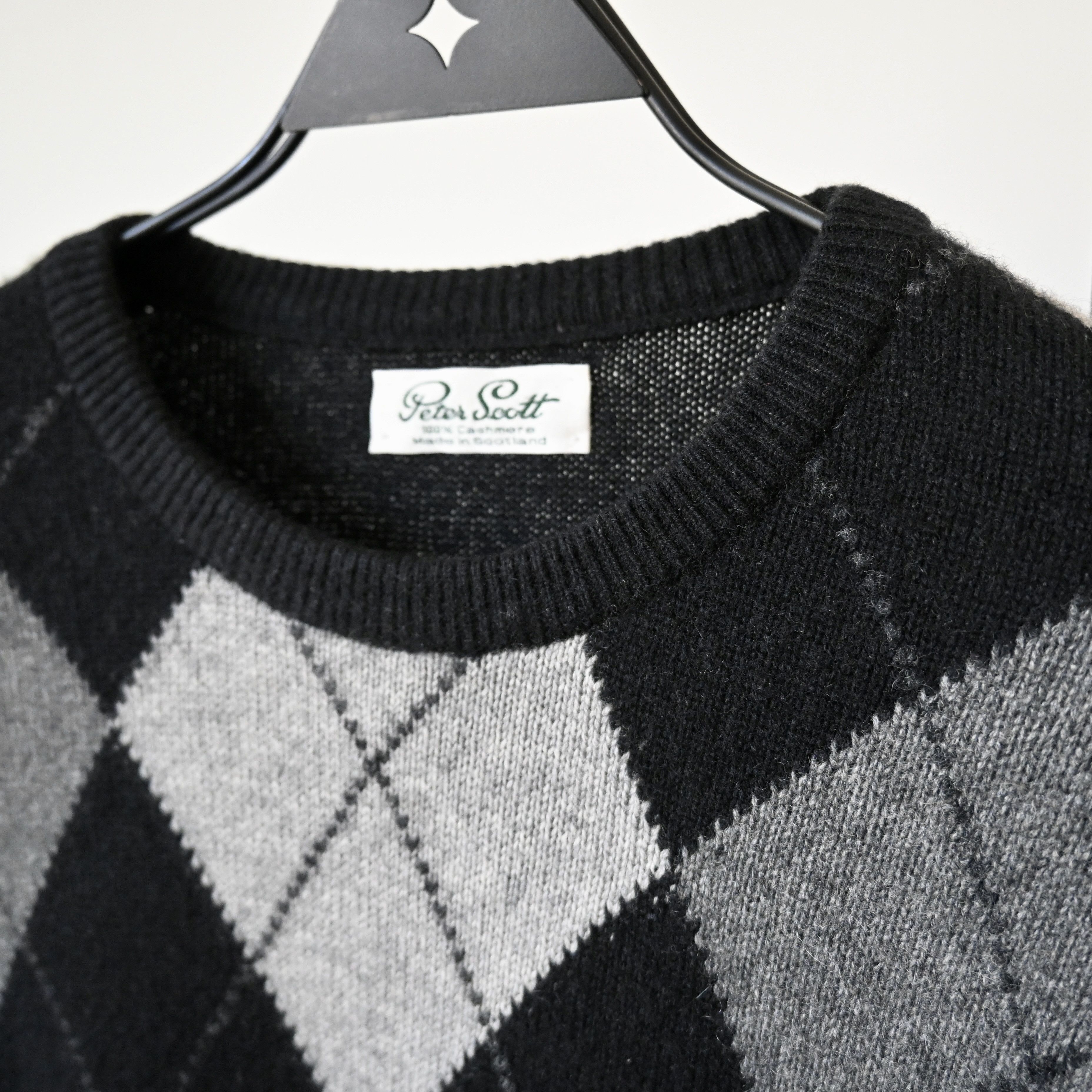 Vintage Vintage Peter Scott pure cashmere sweater, made in Scotland Size US XL / EU 56 / 4 - 9 Thumbnail