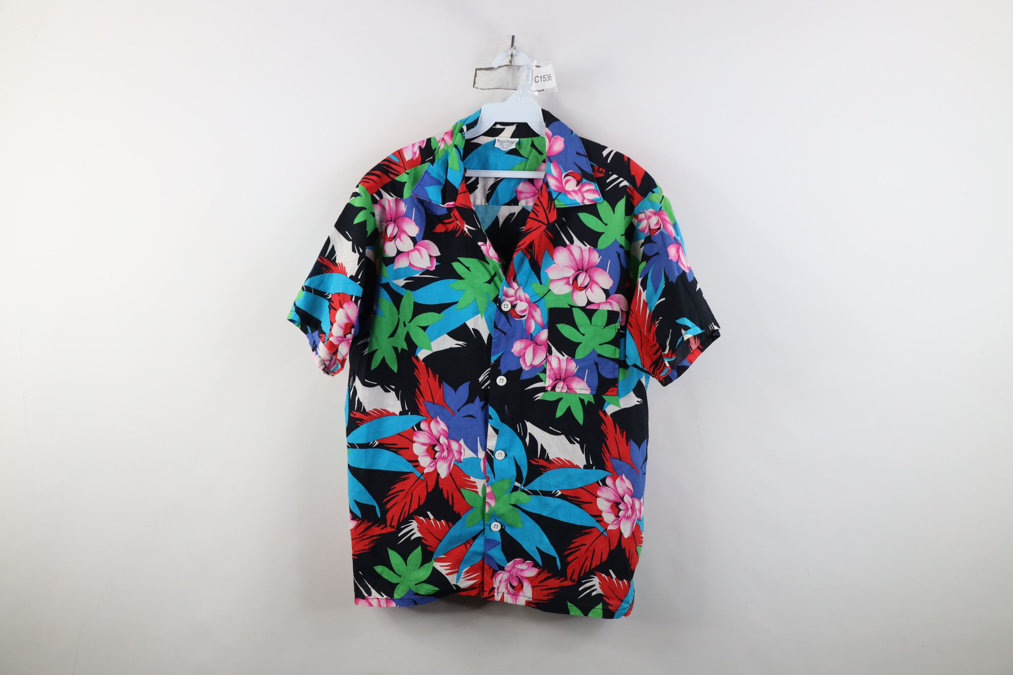 Vintage Vintage 70s Streetwear Flower Luau Hawaiian Button Shirt USA Size US L / EU 52-54 / 3 - 1 Thumbnail