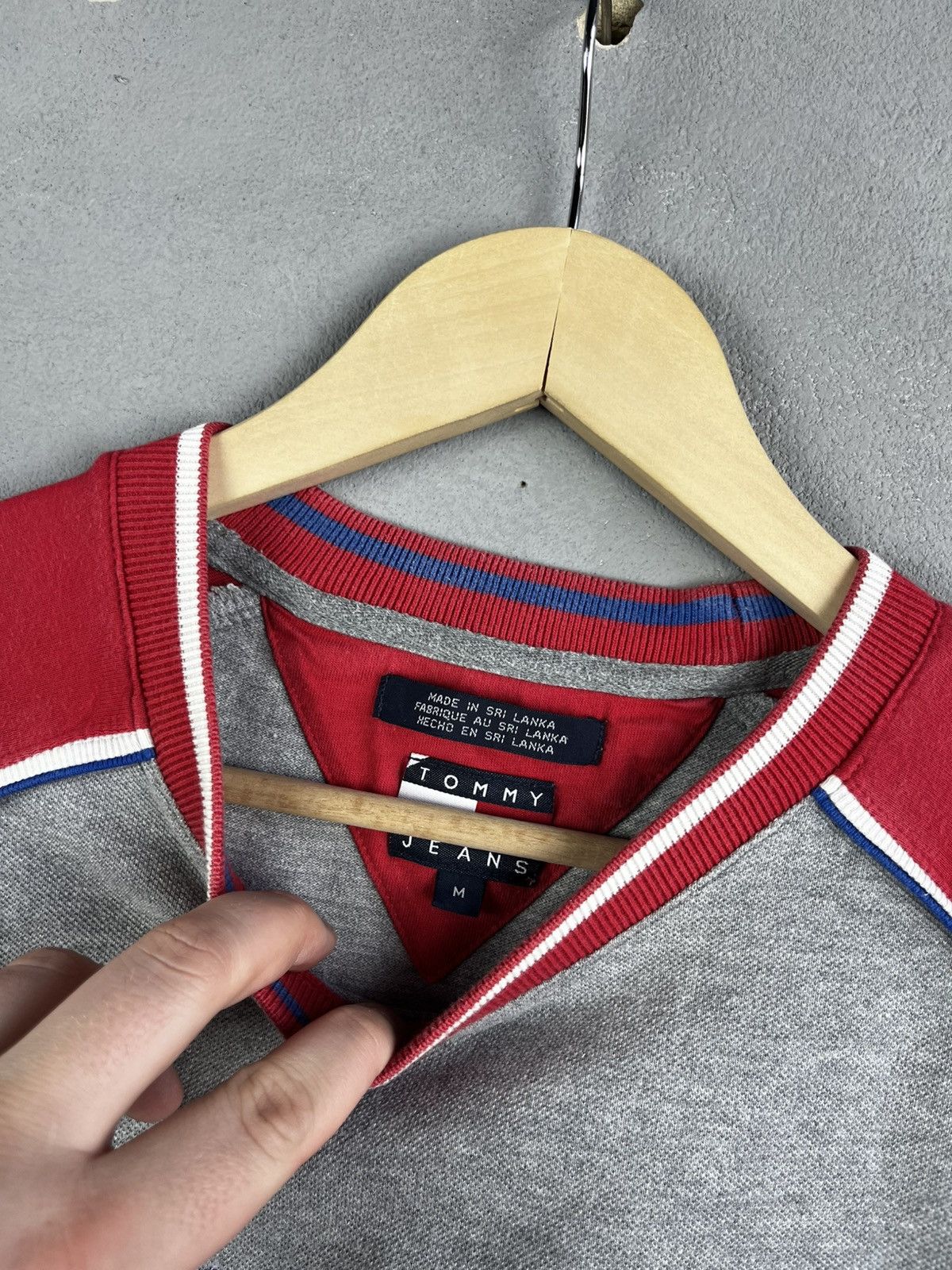 Tommy Hilfiger Tommy t shirt vintage 90s Size US M / EU 48-50 / 2 - 11 Thumbnail