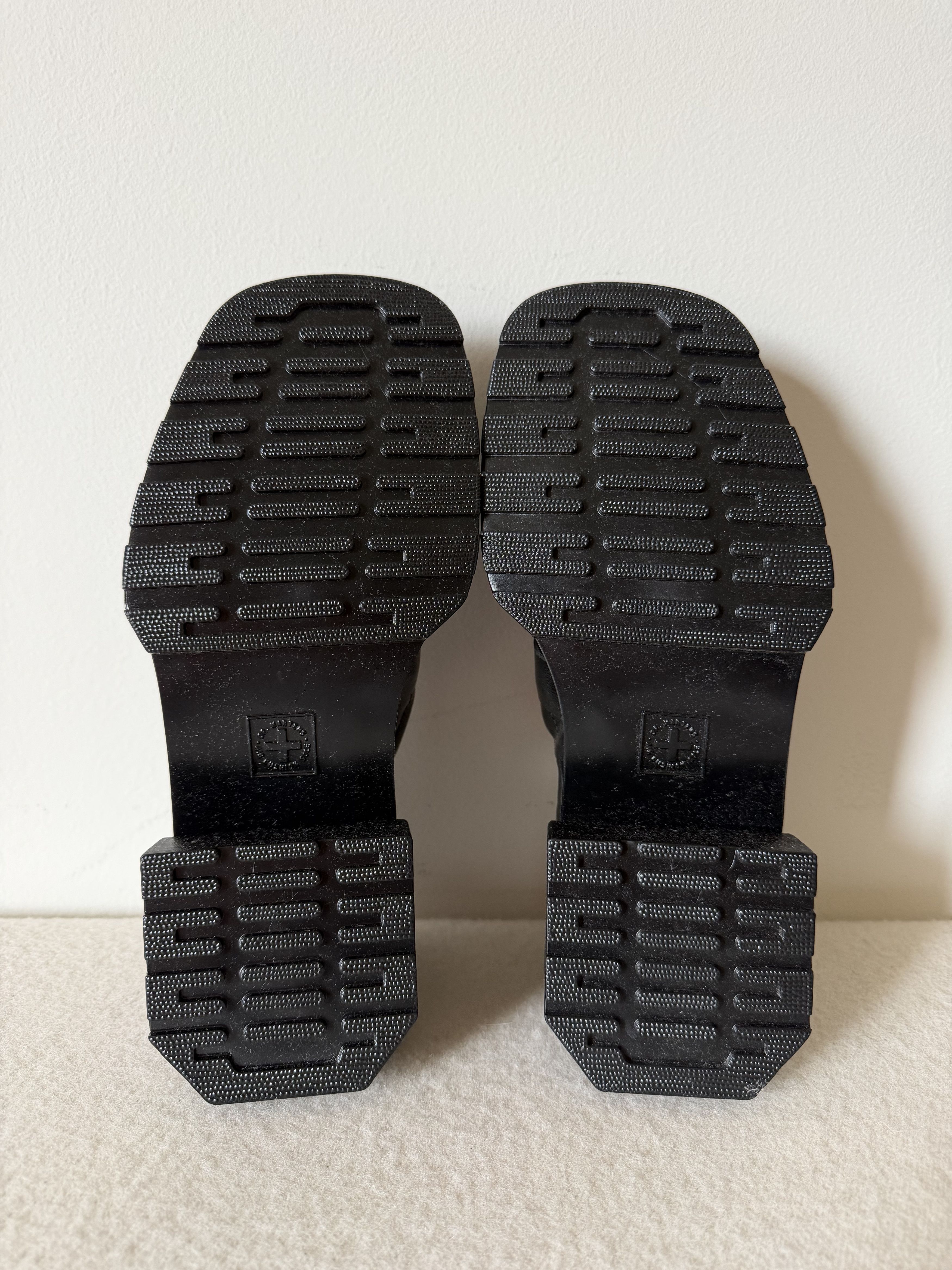 Dr. Martens Dr. Martens Maybole Loafer in Black Leather Size US 6 / IT 36 - 6 Thumbnail