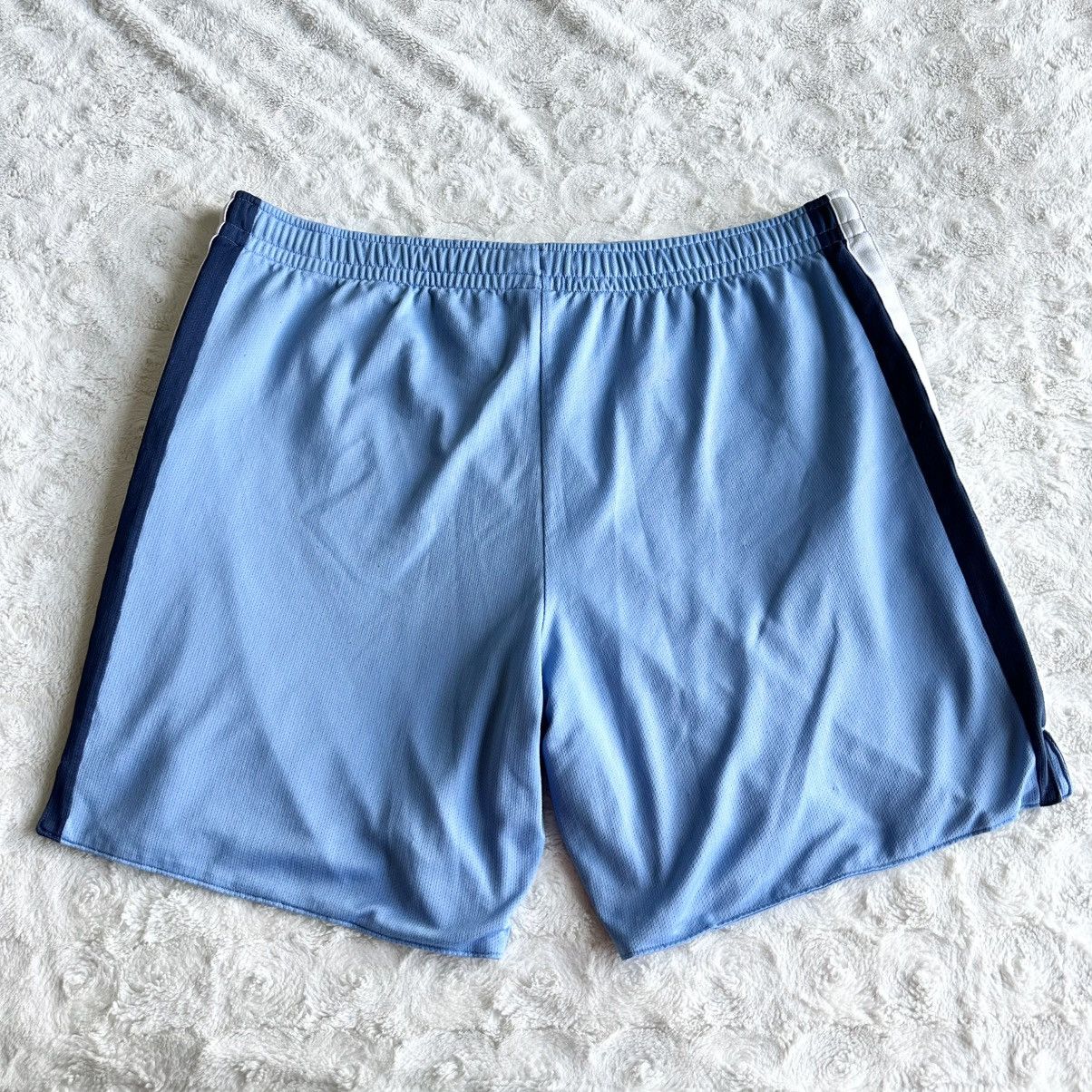 Nike Vintage UNC Lacrosse Shorts Mens XXL Carolina Tar Heels Nike Size US 41 - 2 Thumbnail