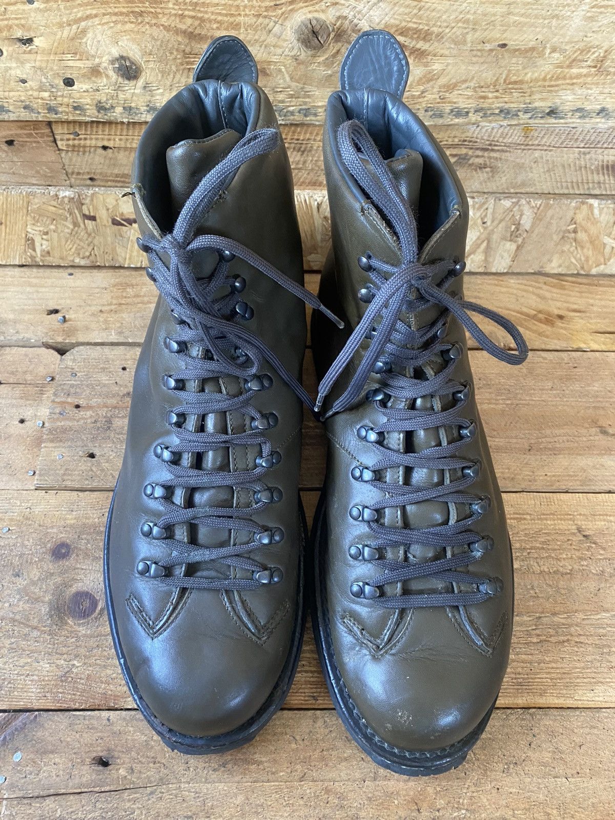 Prada Prada sport jungle green hiking leather boots uk 11 Size US 12 / EU 45 - 2 Thumbnail