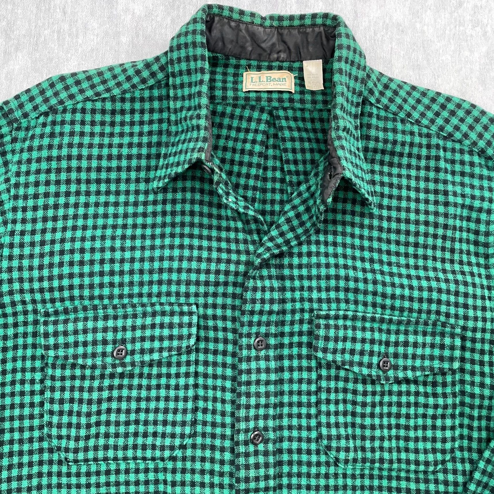 Vintage VINTAGE L.L. Bean Flannel Shirt Adult XL Green Plaid Wool Blend 70s 80s Lumberjack Button-Up Long Sleeve Men's Shirt Size US XL / EU 56 / 4 - 3 Thumbnail