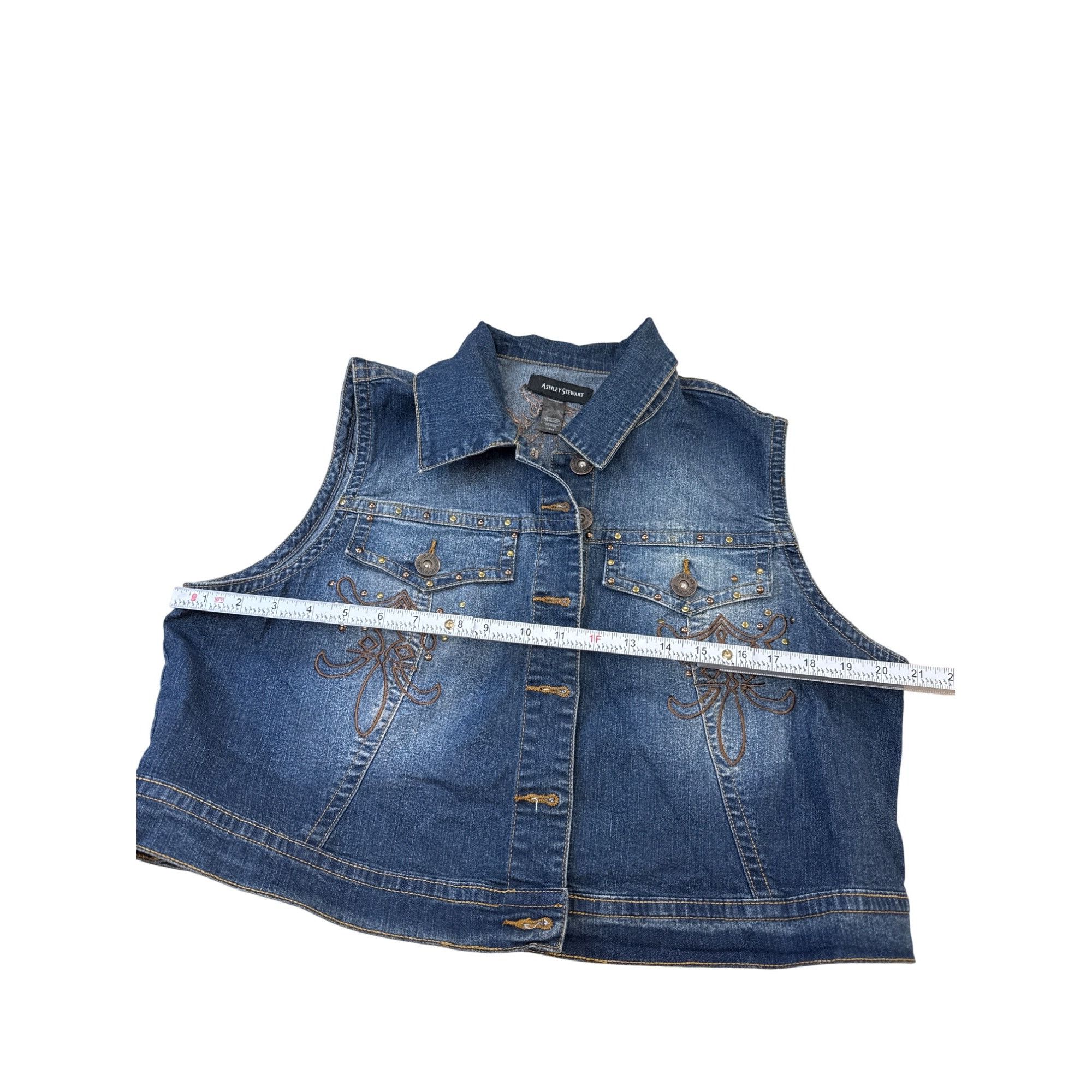 Designer Ashley Stewart Womens Blue Denim Embroidered Vest Size 14/16 Size XL / US 12-14 / IT 48-50 - 7 Thumbnail