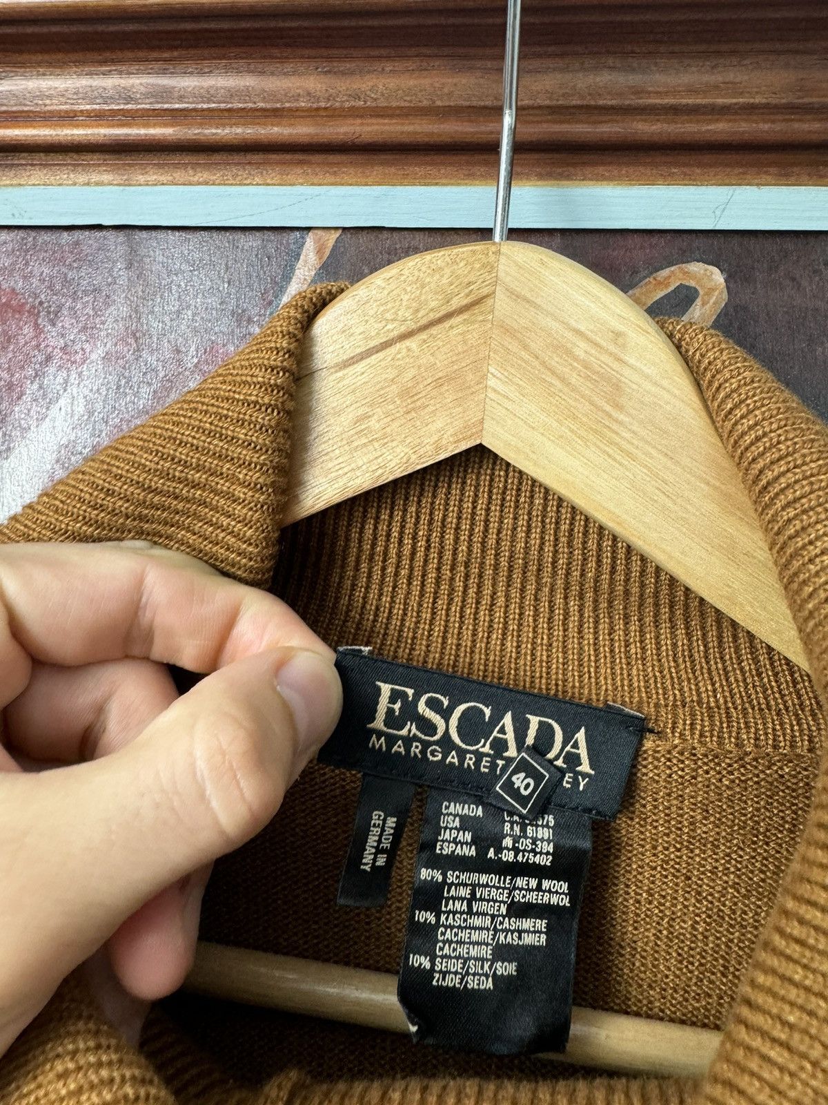 Escada Escada Margaretha Ley Wool Cashmere Husky Dog Knit Sweater Size S / US 4 / IT 40 - 4 Thumbnail