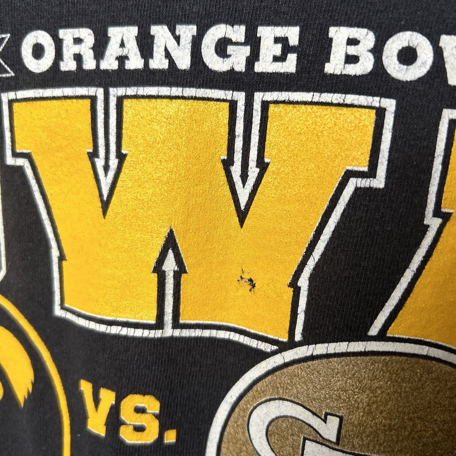 Vintage FedEx Orange Bowl 2010 Iowa Hawkeyes Black T-Shirt XL/2X Size US XL / EU 56 / 4 - 3 Thumbnail