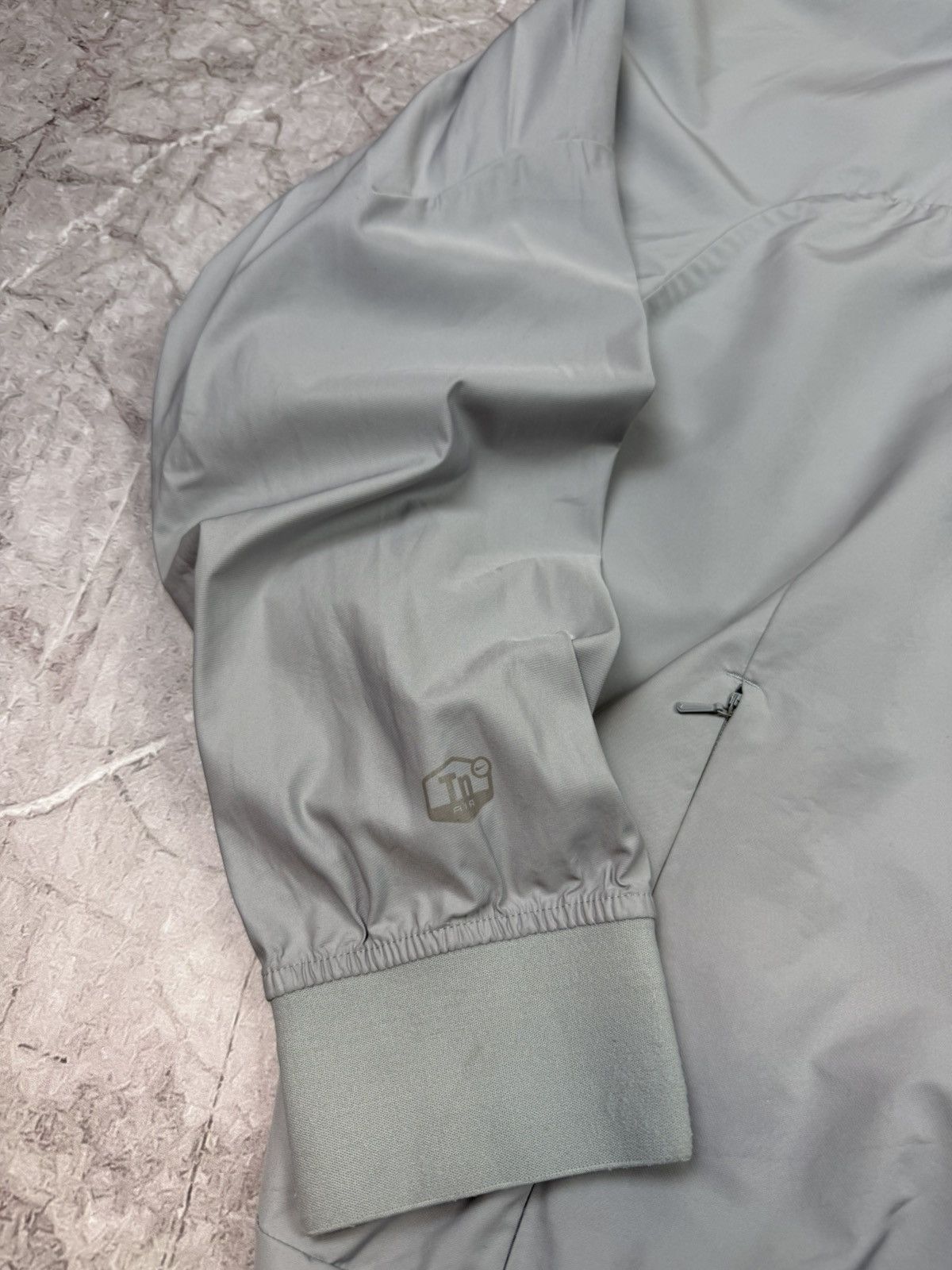 Nike 🦍VINTAGE NIKE TN RARE LIGHT JACKET🦍 Size US L / EU 52-54 / 3 - 4 Thumbnail