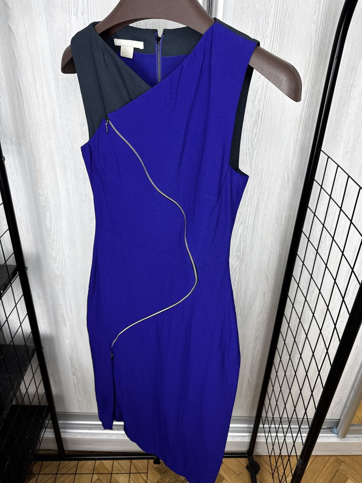 Antonio Berardi Antonio Berardi blue asymmetrical maxi dress size 40 Size S / US 4 / IT 40 - 7 Thumbnail