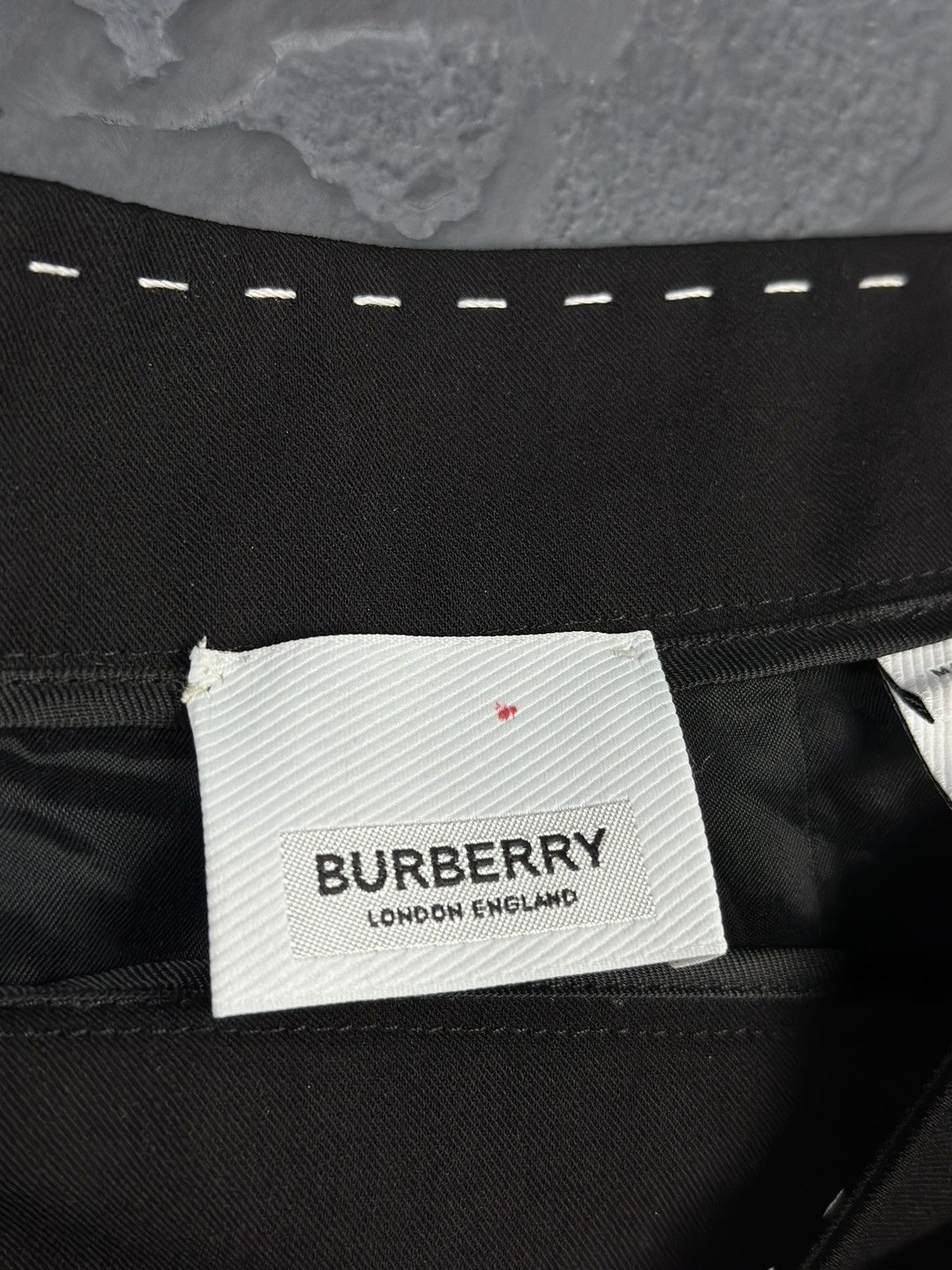 Burberry Women's BURBERRY London Skirt Luxury Size 38 Size 27" / US 4 / IT 40 - 8 Thumbnail