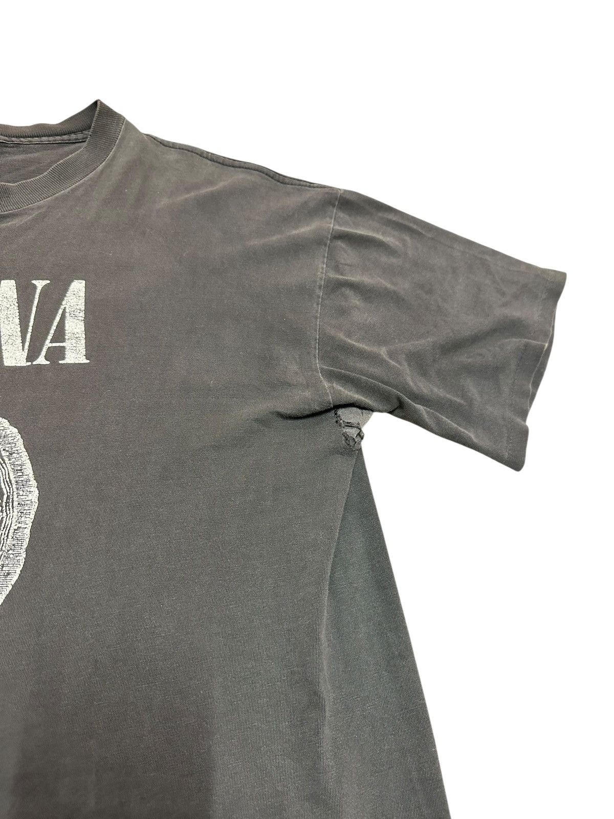 Band Tees Vintage 1992 Nirvana Vestibule Giant Tag Size US XL / EU 56 / 4 - 4 Thumbnail