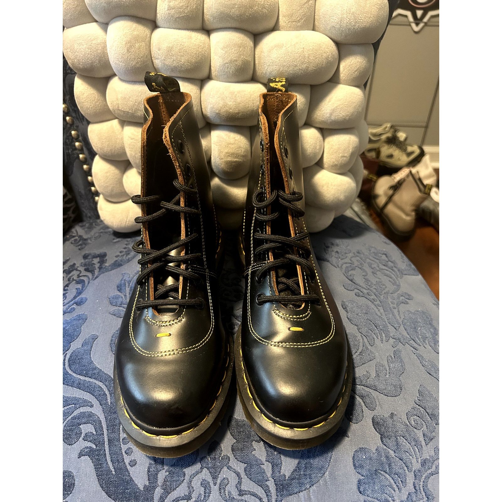Dr. Martens Dr Martens Pharamond size 7/EU38 NWOT Size US 7 / IT 37 - 3 Thumbnail