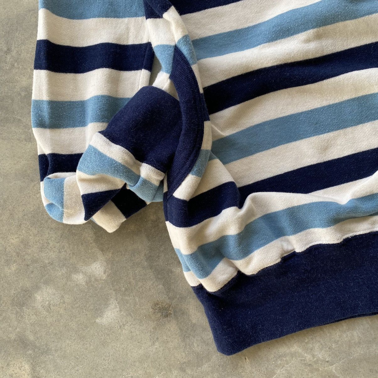 Hysteric Glamour HYSTERIC GLAMOUR Spellout Design Stripe Sweatshirt Size US S / EU 44-46 / 1 - 4 Thumbnail