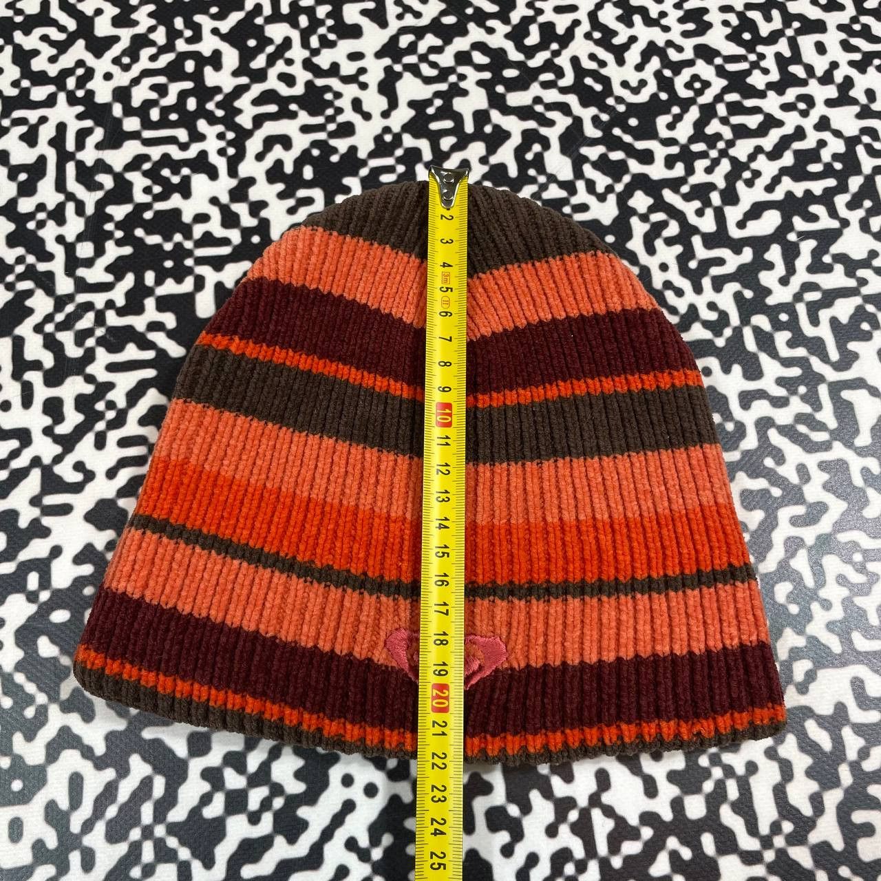Quiksilver Vintage Y2K Quiksilver ROXY Striped Retro Surf Winter Hat Size ONE SIZE - 9 Thumbnail