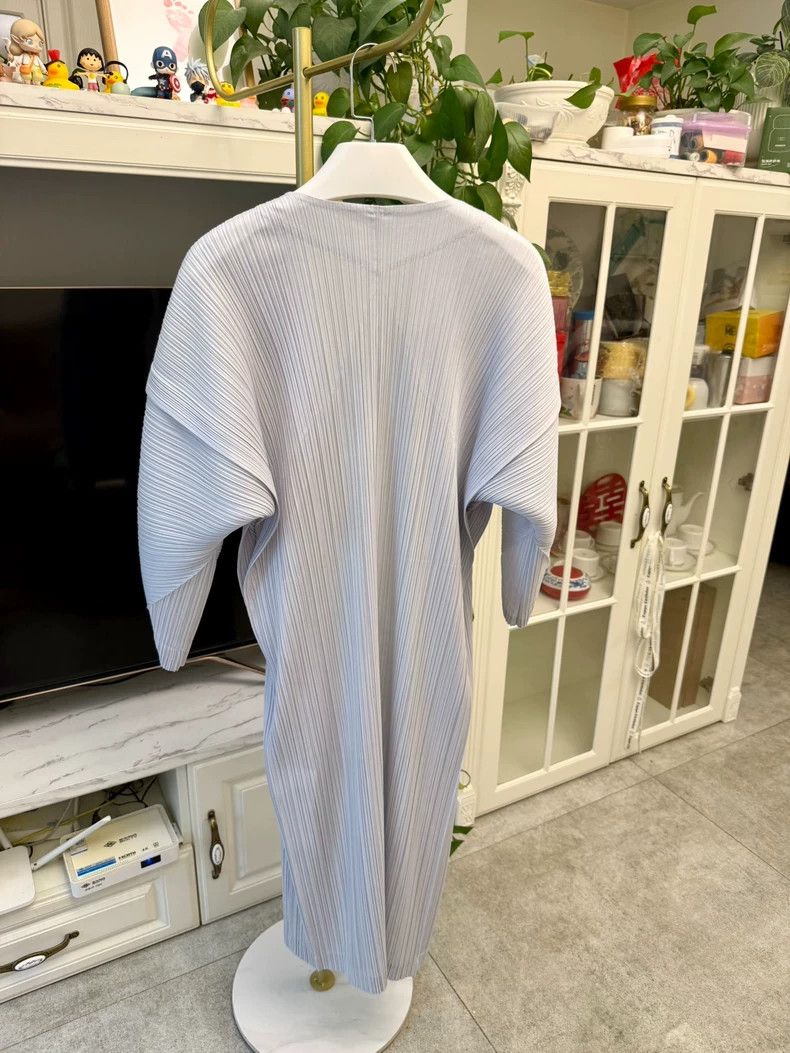 Issey Miyake Issey Miyake size:2 Grey pleated cardigan Size XS / US 0-2 / IT 36-38 - 6 Thumbnail