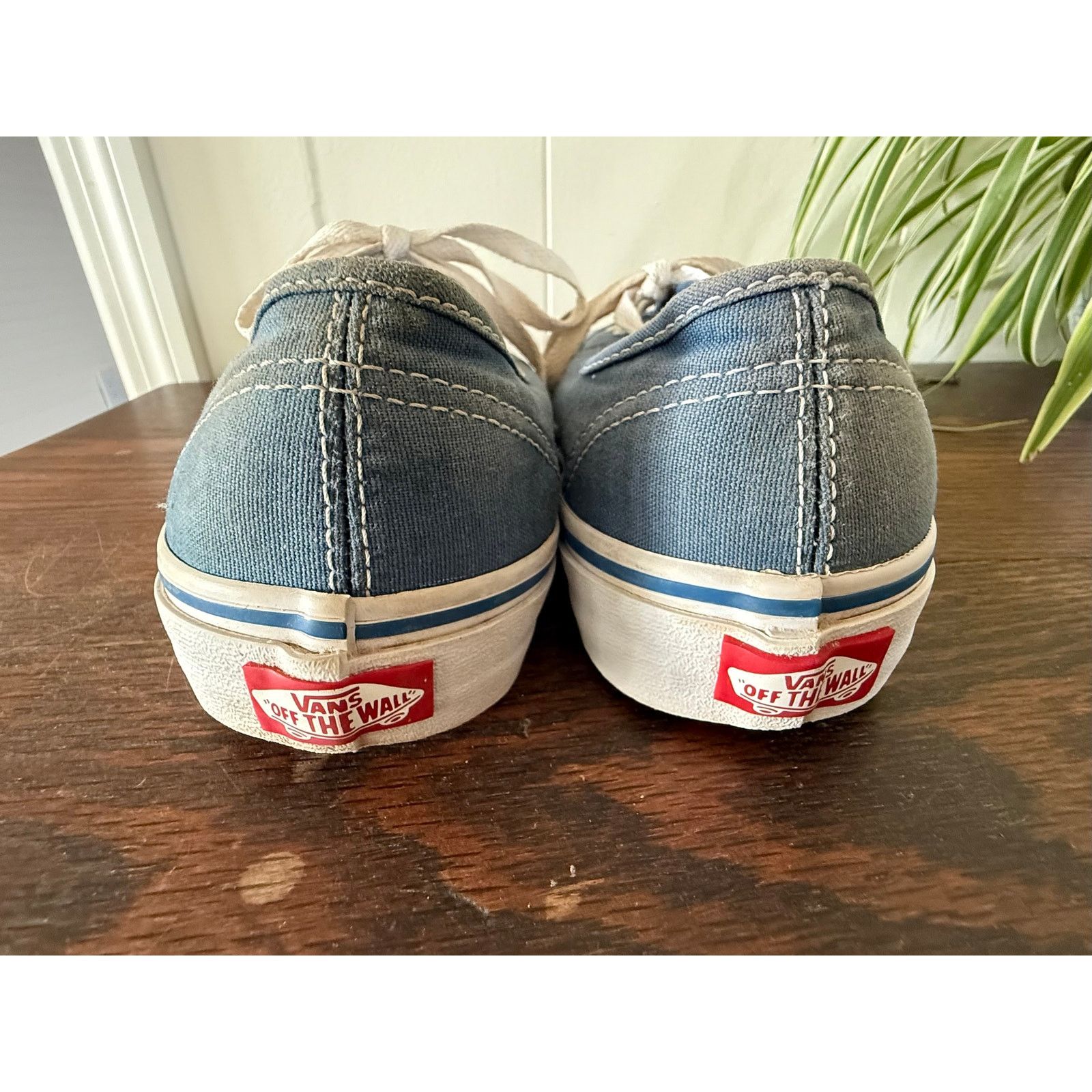 Vans Vans Unisex Lo Pro Skate Shoes, Light Denim Blue Women 7.5 Size US 7.5 / IT 37.5 - 3 Thumbnail