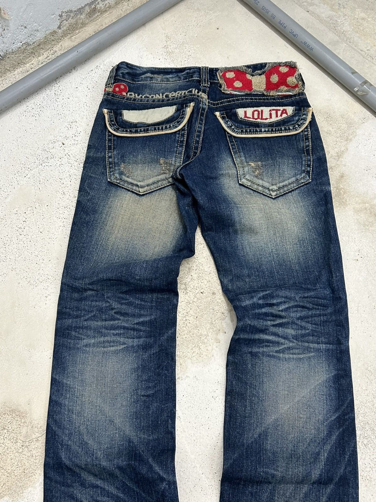 Japanese Brand Vintage Lolita X Yoshitomo Nara Patches Mud Washed Whisker Size US 29 - 12 Thumbnail
