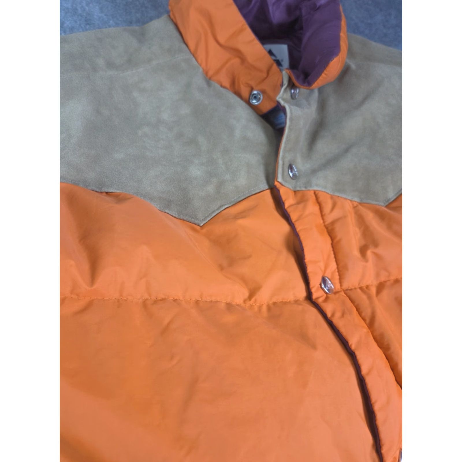 Vintage GERRY VINTAGE Down Suede Puffer Vest – Orange & Tan USA Size L – 70s 80s 90s Classic Outdoor Puffer Vest Mens Size US L / EU 52-54 / 3 - 4 Thumbnail