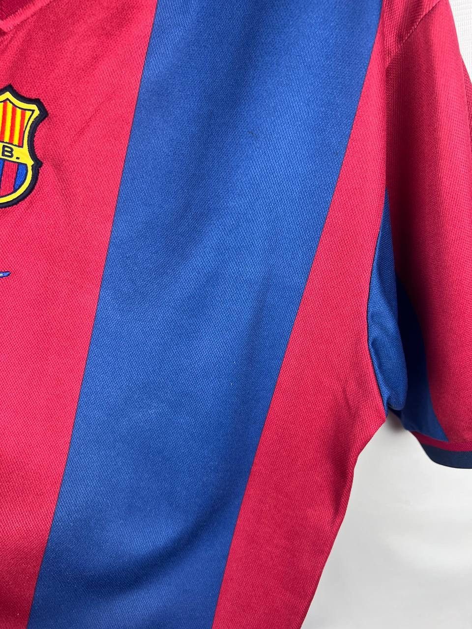 Nike Barcelona 1998/99 Nike jersey vintage t-shirts size L Size US L / EU 52-54 / 3 - 13 Thumbnail